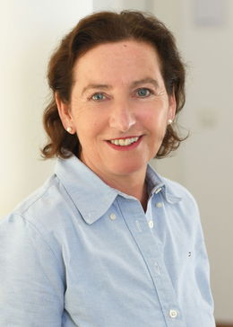 Dr. Veronika Zellner